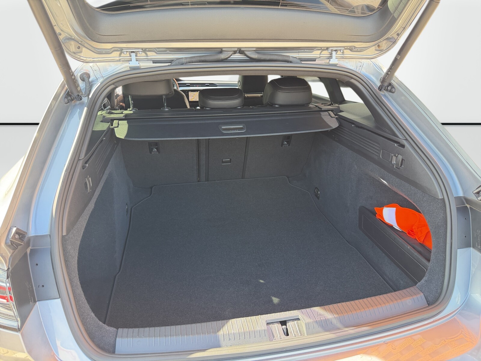 Volkswagen Arteon Shooting Brake - zdjęcie 36