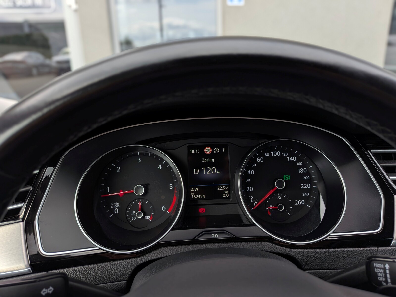 Volkswagen Passat - zdjęcie 21