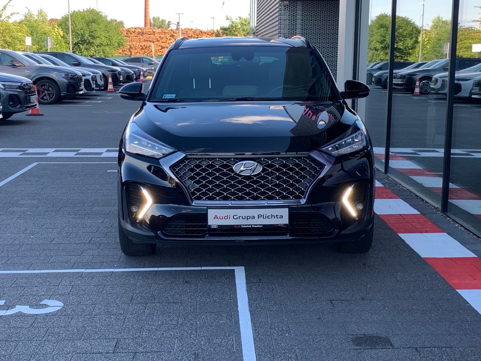 Hyundai Tucson - zdjęcie 8