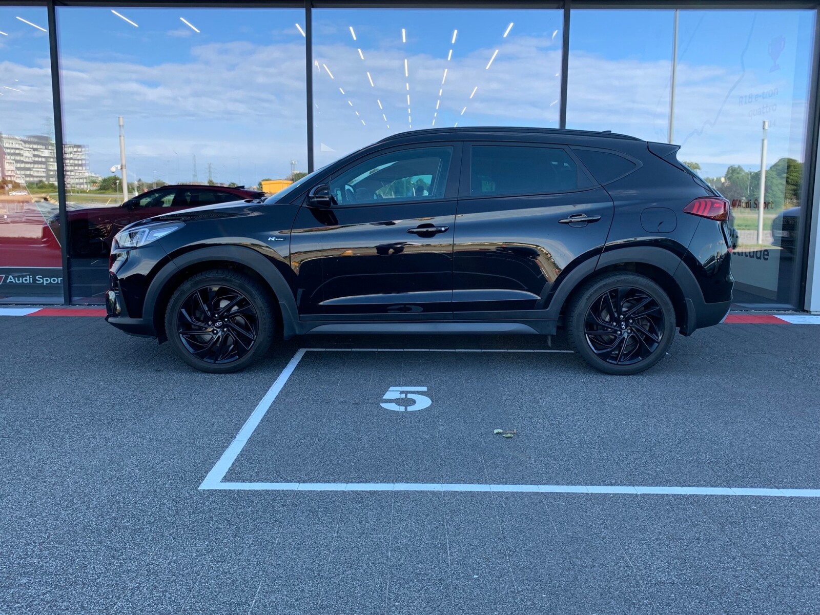 Hyundai Tucson - zdjęcie 2