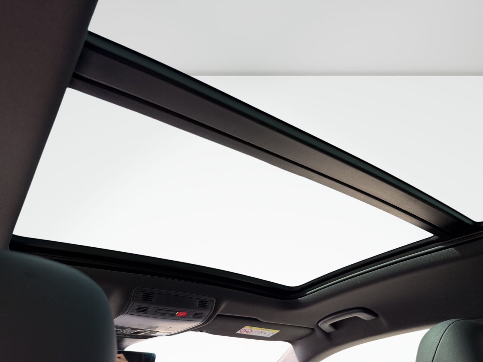 Volkswagen Arteon Shooting Brake - zdjęcie 40