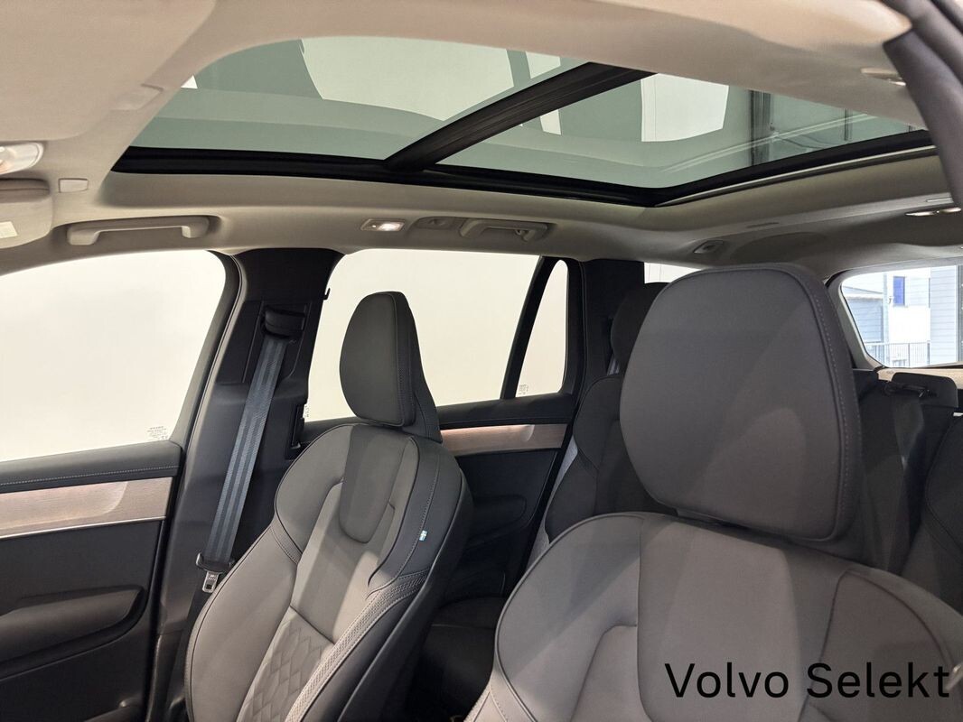 Volvo XC 90 - zdjęcie 23