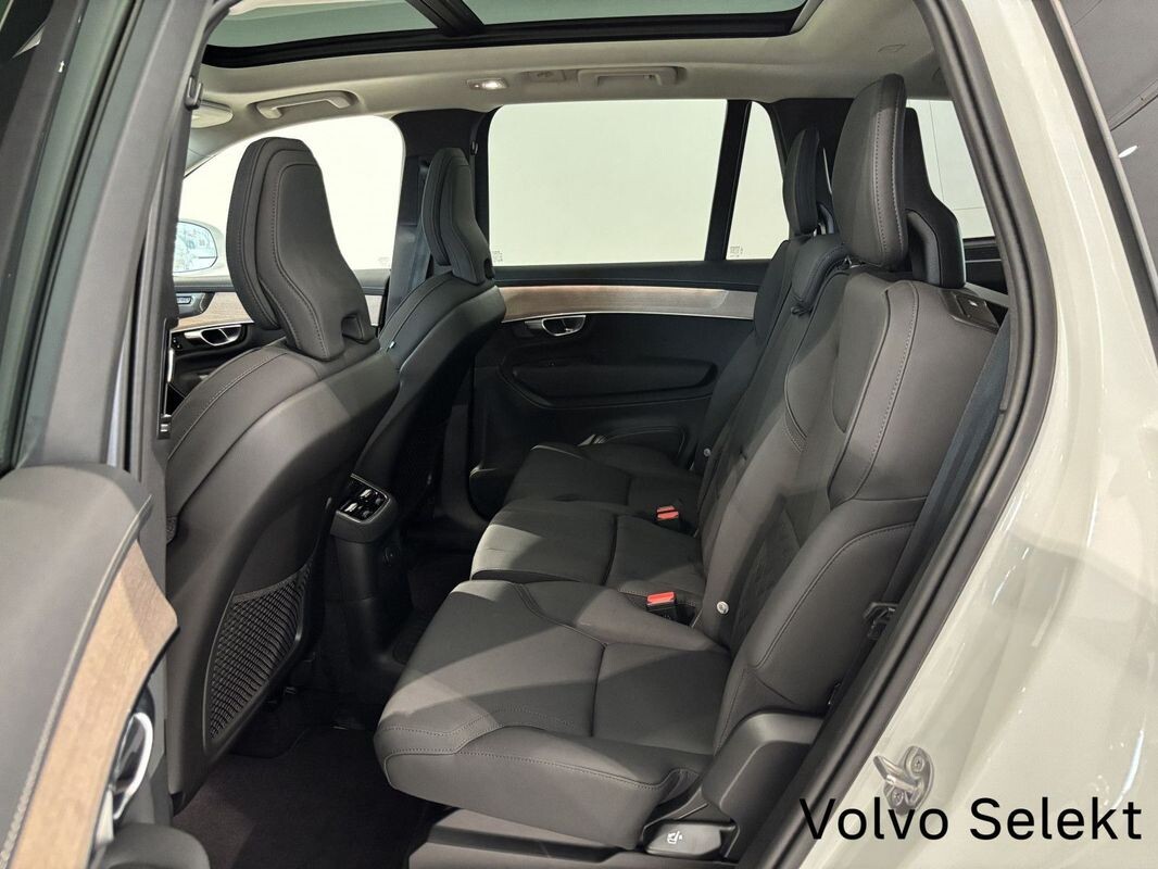 Volvo XC 90 - zdjęcie 25