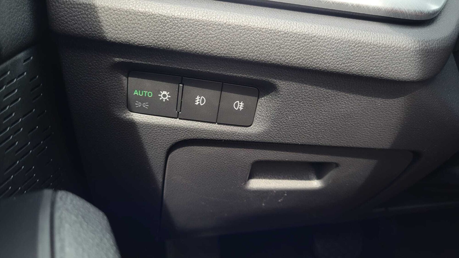 Škoda Octavia Combi - zdjęcie 18
