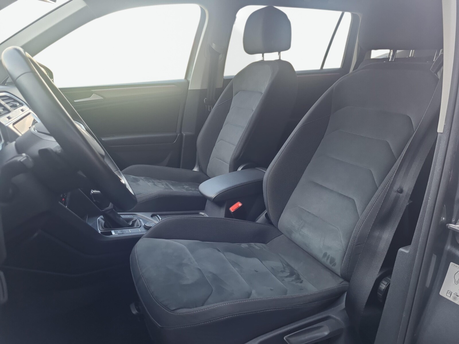 Volkswagen Tiguan Allspace - zdjęcie 9