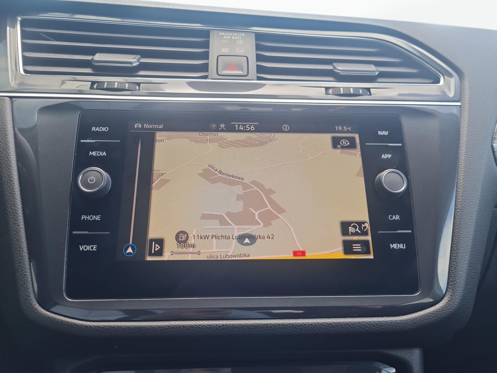 Volkswagen Tiguan Allspace - zdjęcie 26