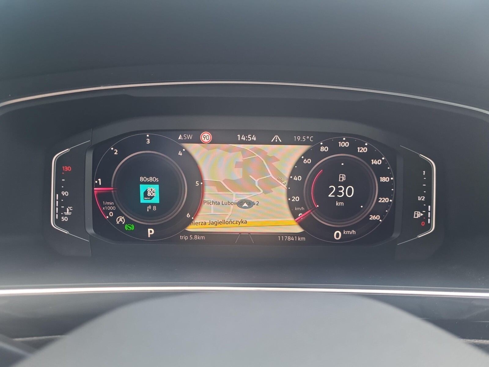 Volkswagen Tiguan Allspace - zdjęcie 17