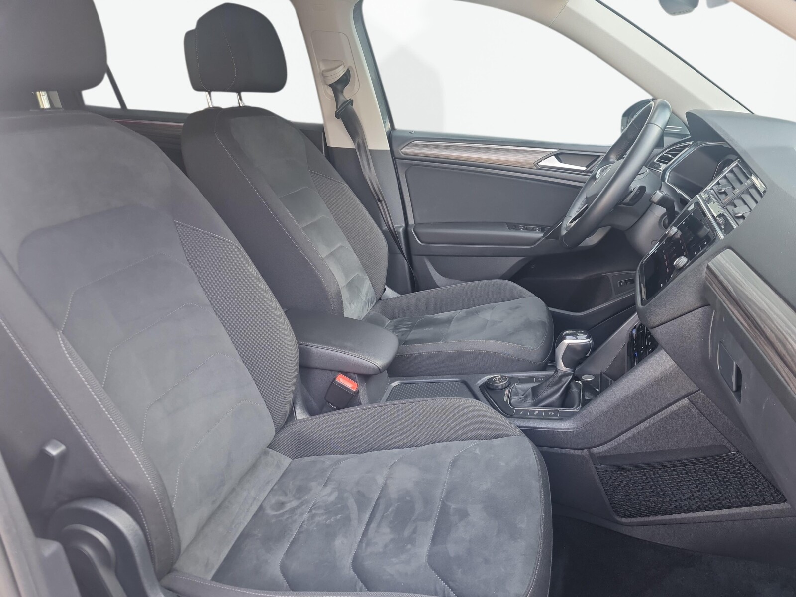 Volkswagen Tiguan Allspace - zdjęcie 10