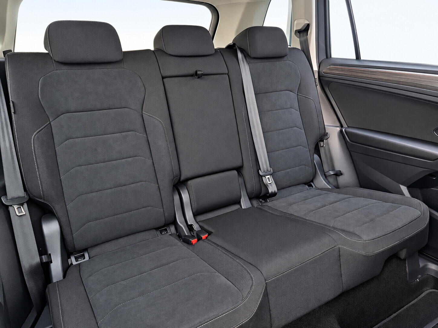 Volkswagen Tiguan Allspace - zdjęcie 14