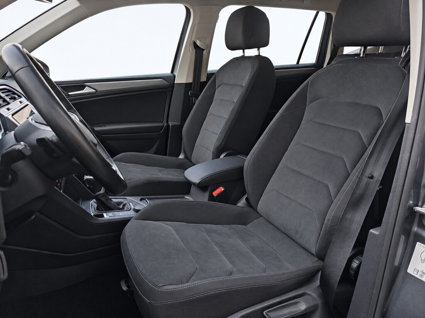 Volkswagen Tiguan Allspace - zdjęcie 9