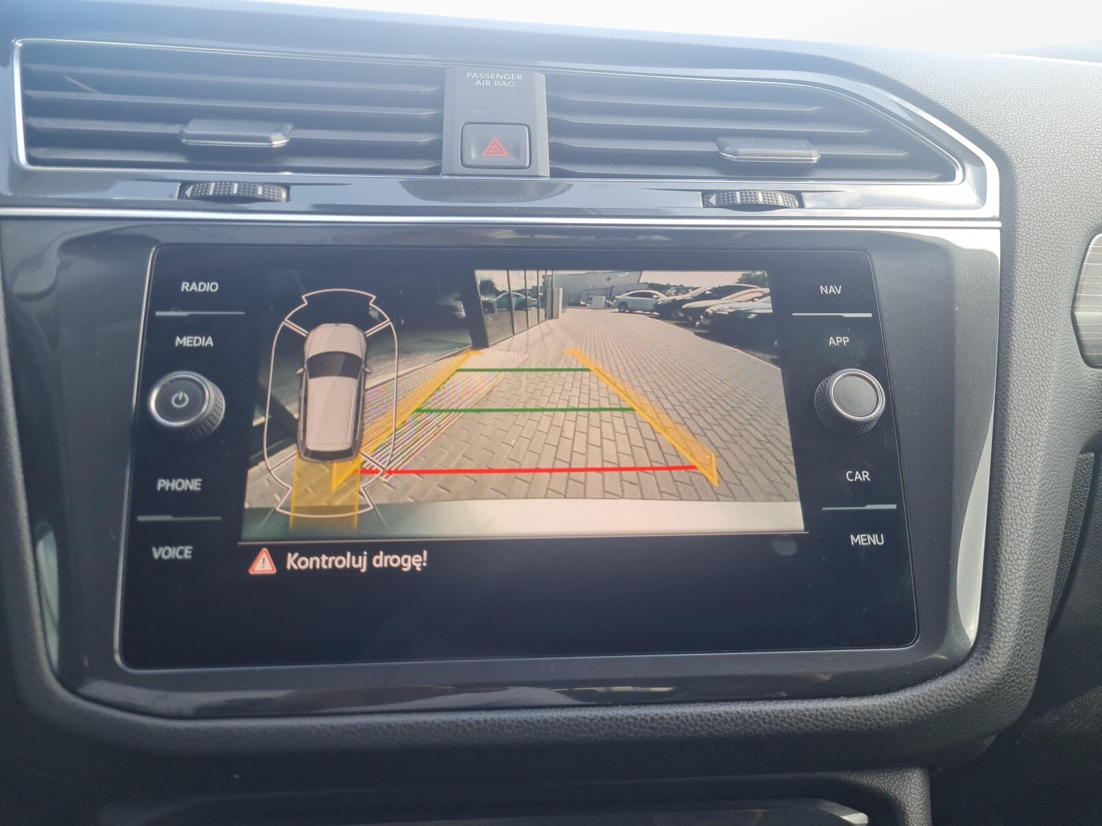 Volkswagen Tiguan Allspace - zdjęcie 28