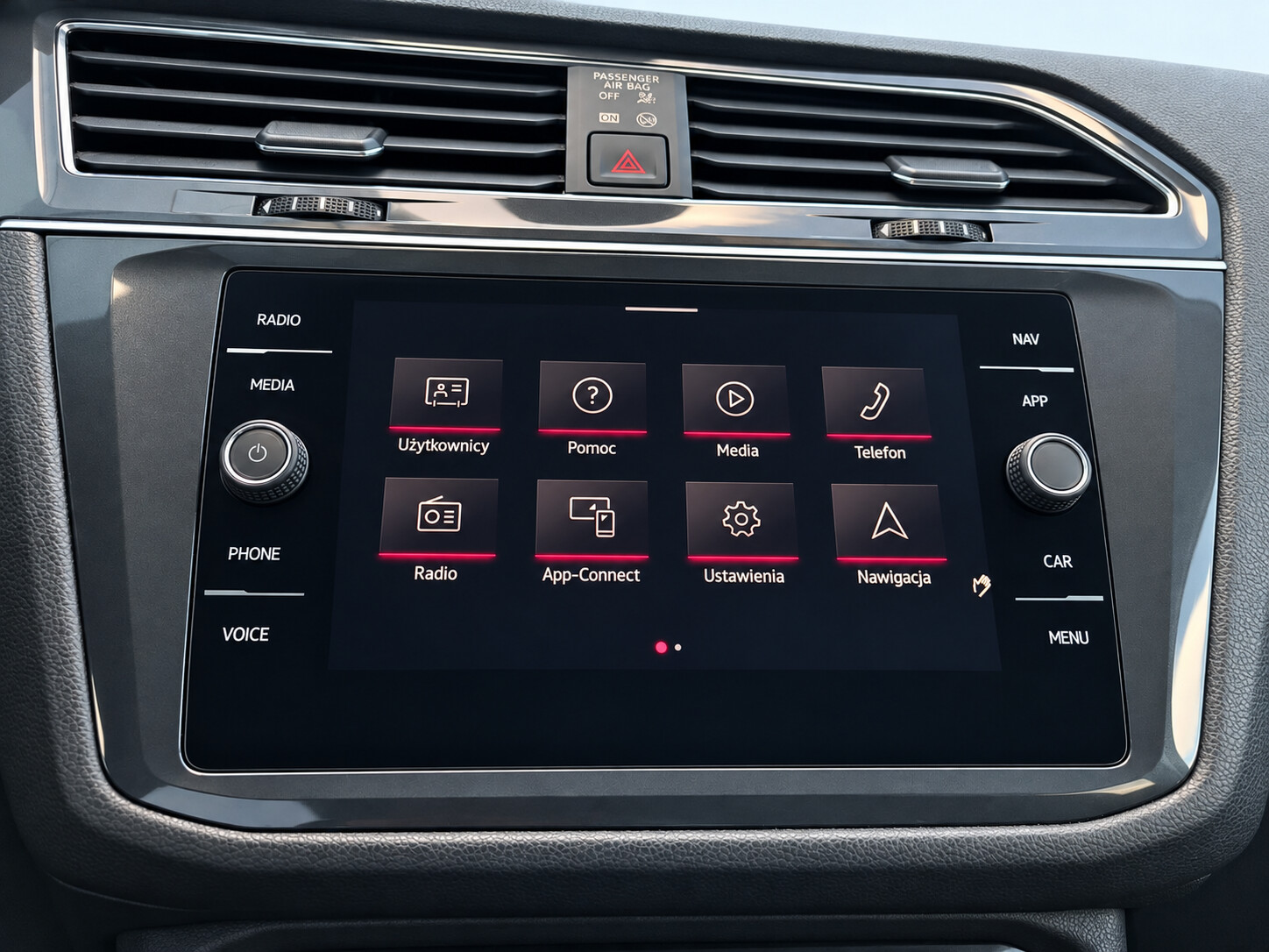 Volkswagen Tiguan Allspace - zdjęcie 25