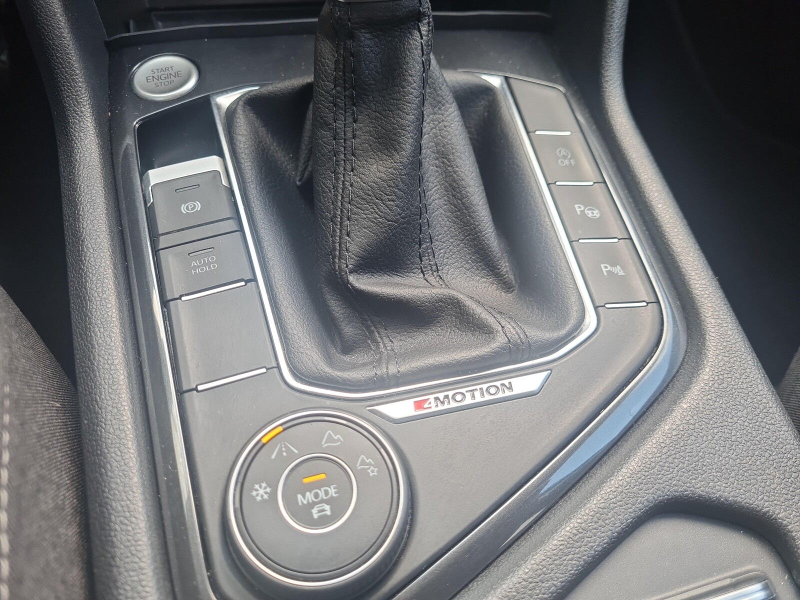 Volkswagen Tiguan Allspace - zdjęcie 20