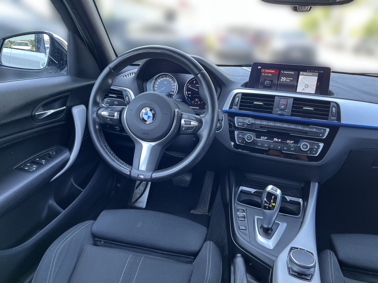 BMW 118 - zdjęcie 18