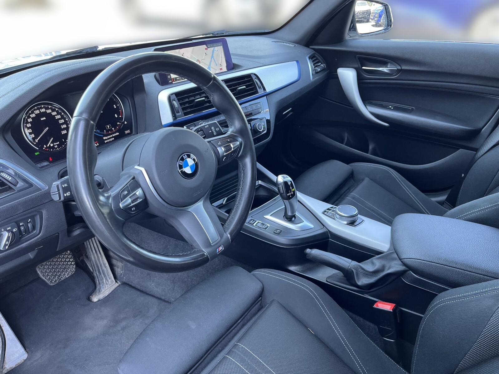 BMW 118 - zdjęcie 10