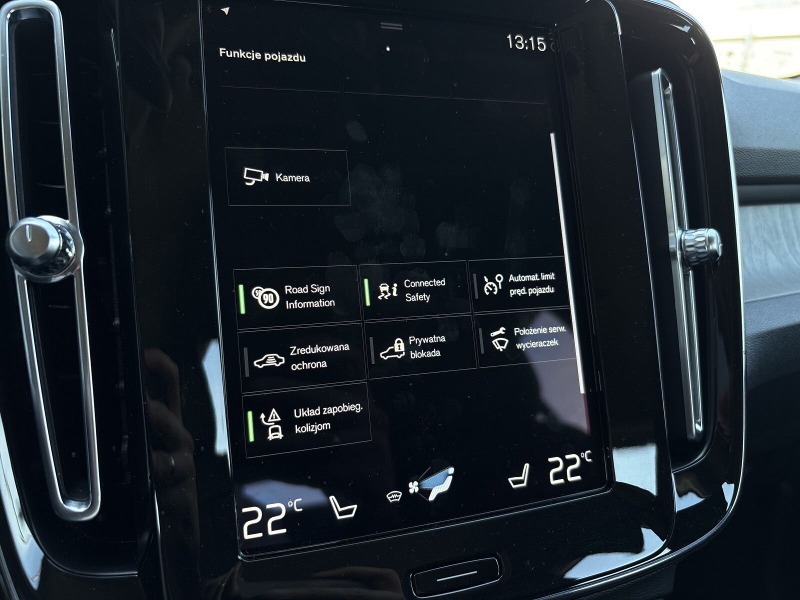 Volvo XC 40 - zdjęcie 24