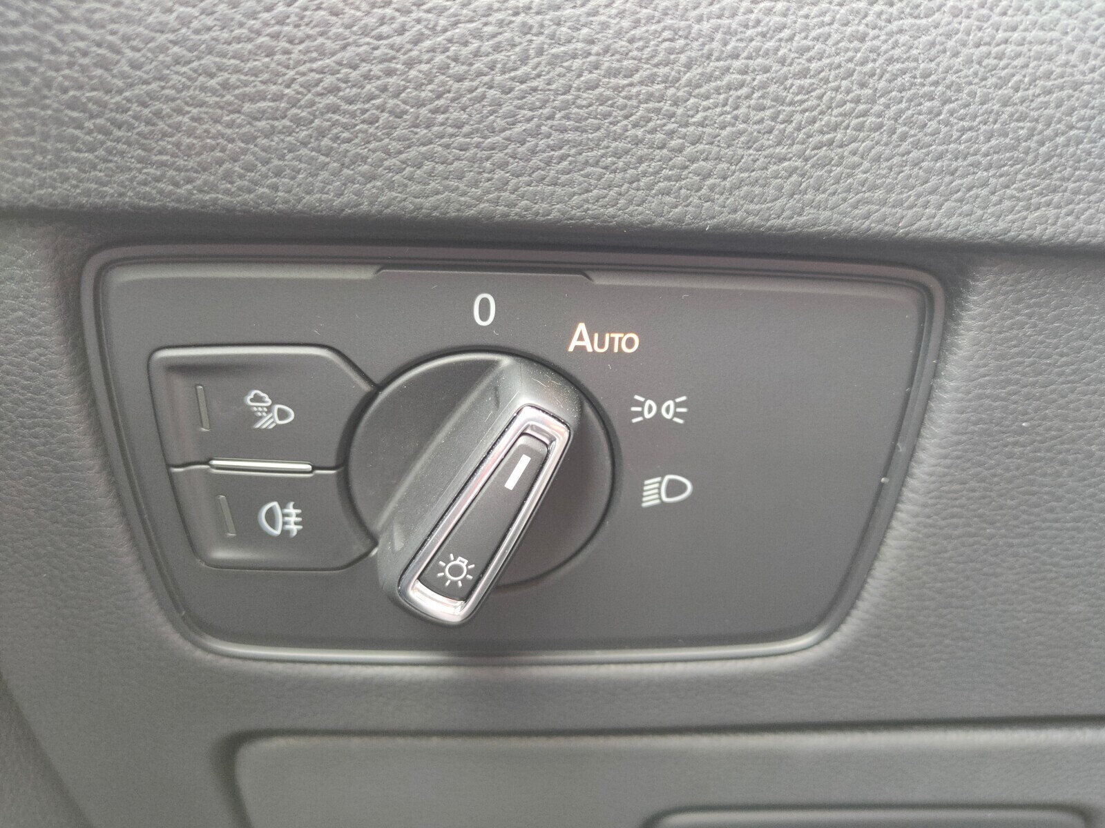 Volkswagen Arteon - zdjęcie 24