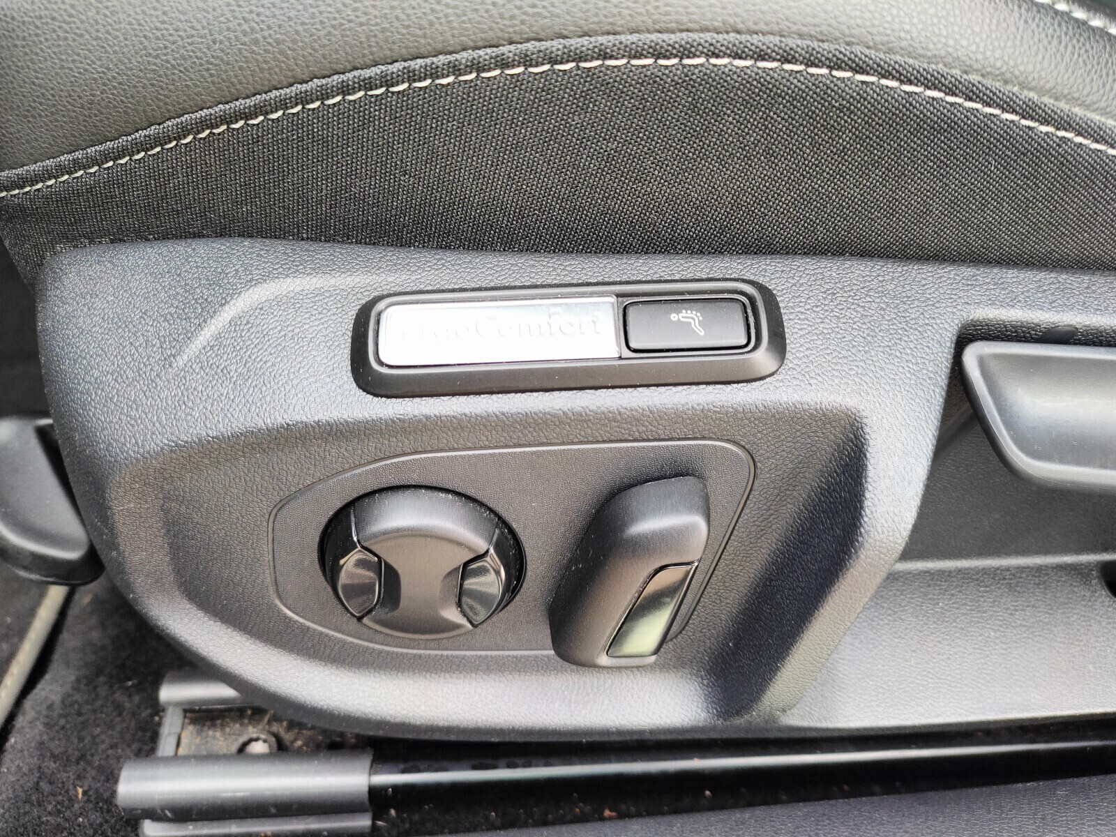 Volkswagen Arteon - zdjęcie 25