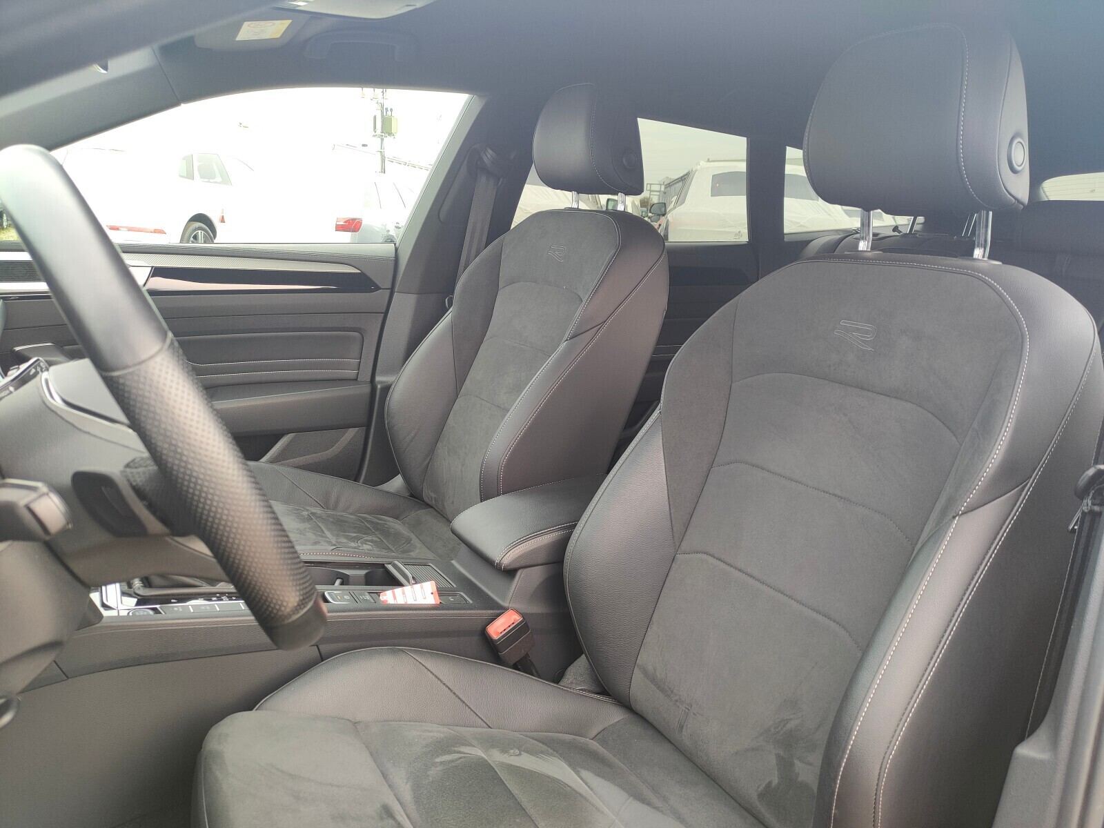 Volkswagen Arteon - zdjęcie 12