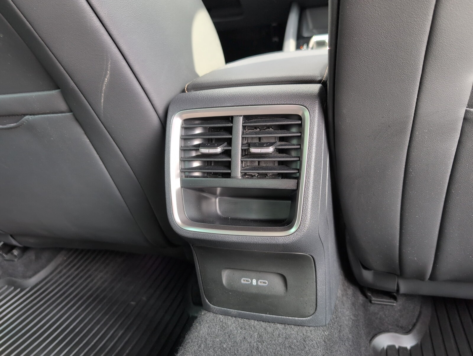 Škoda Octavia - zdjęcie 13