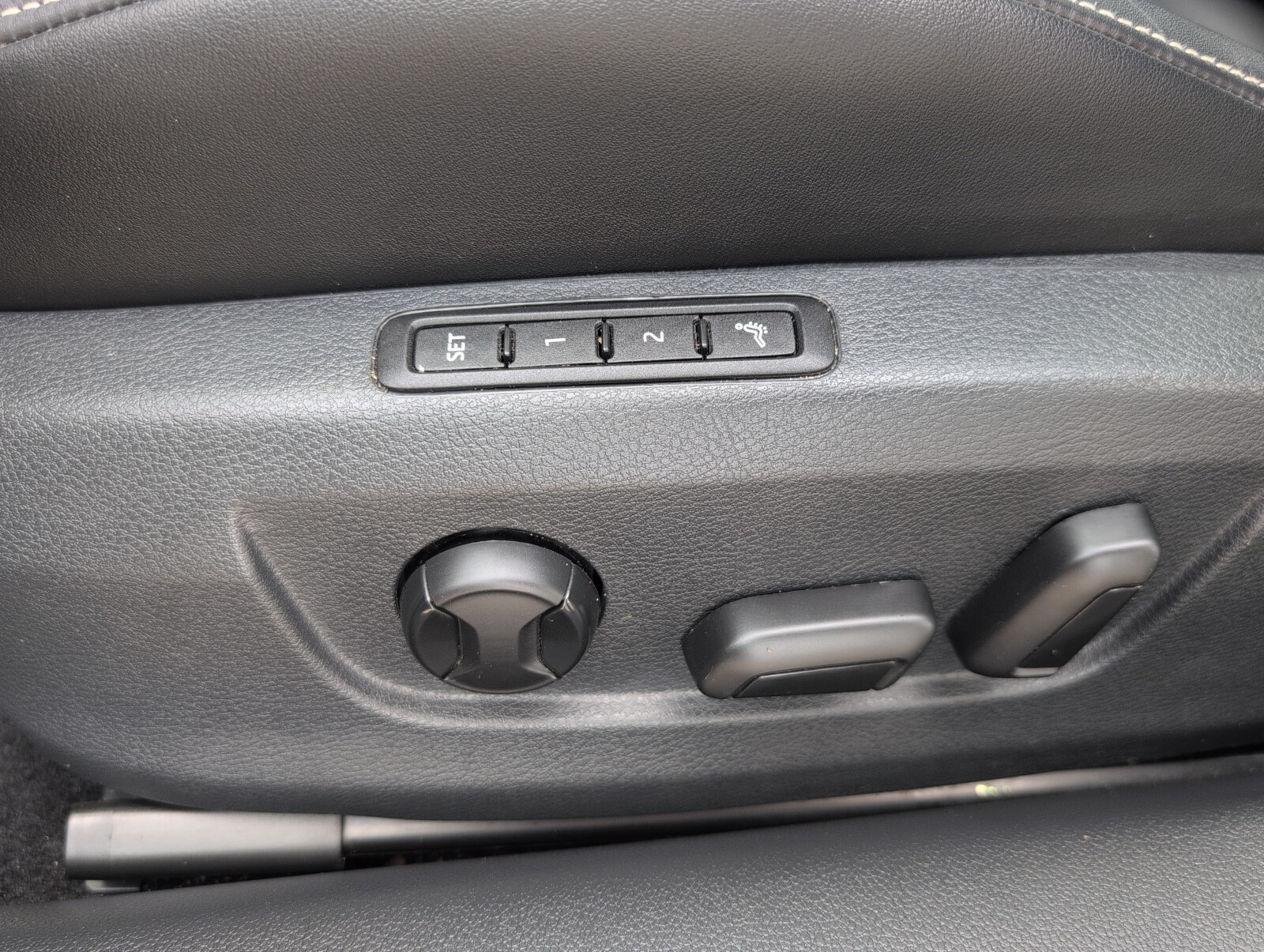 Škoda Superb - zdjęcie 21