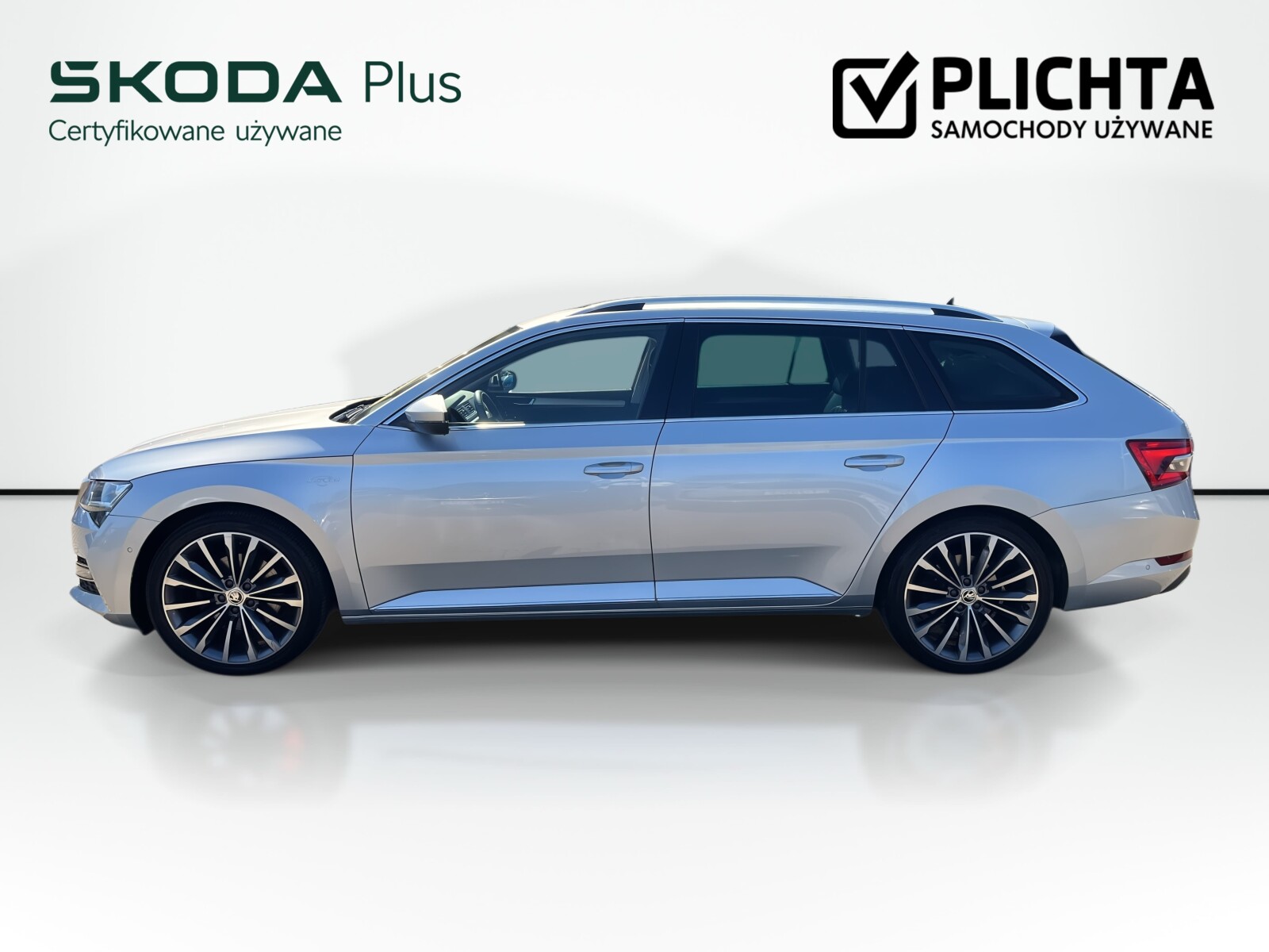 Škoda Superb Combi - zdjęcie 8