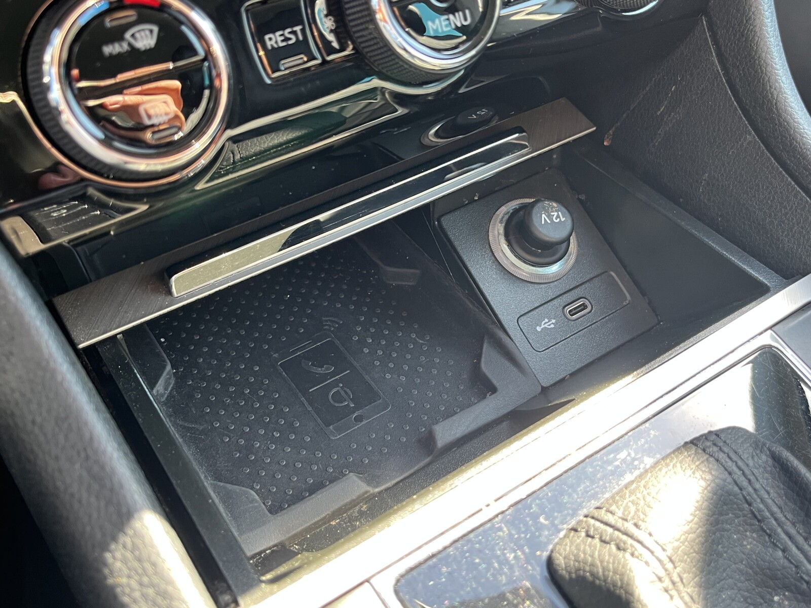 Škoda Superb Combi - zdjęcie 29