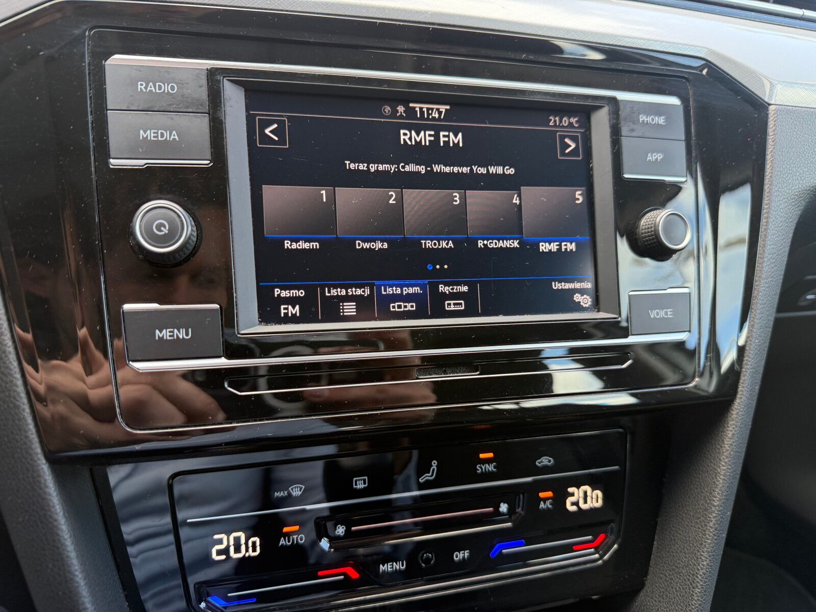 Volkswagen Passat Variant - zdjęcie 29