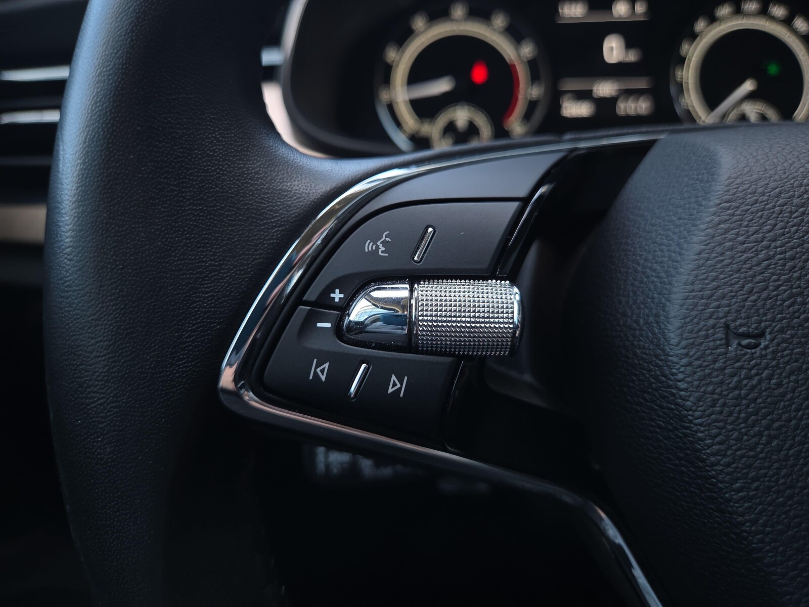 Škoda Kamiq - zdjęcie 16