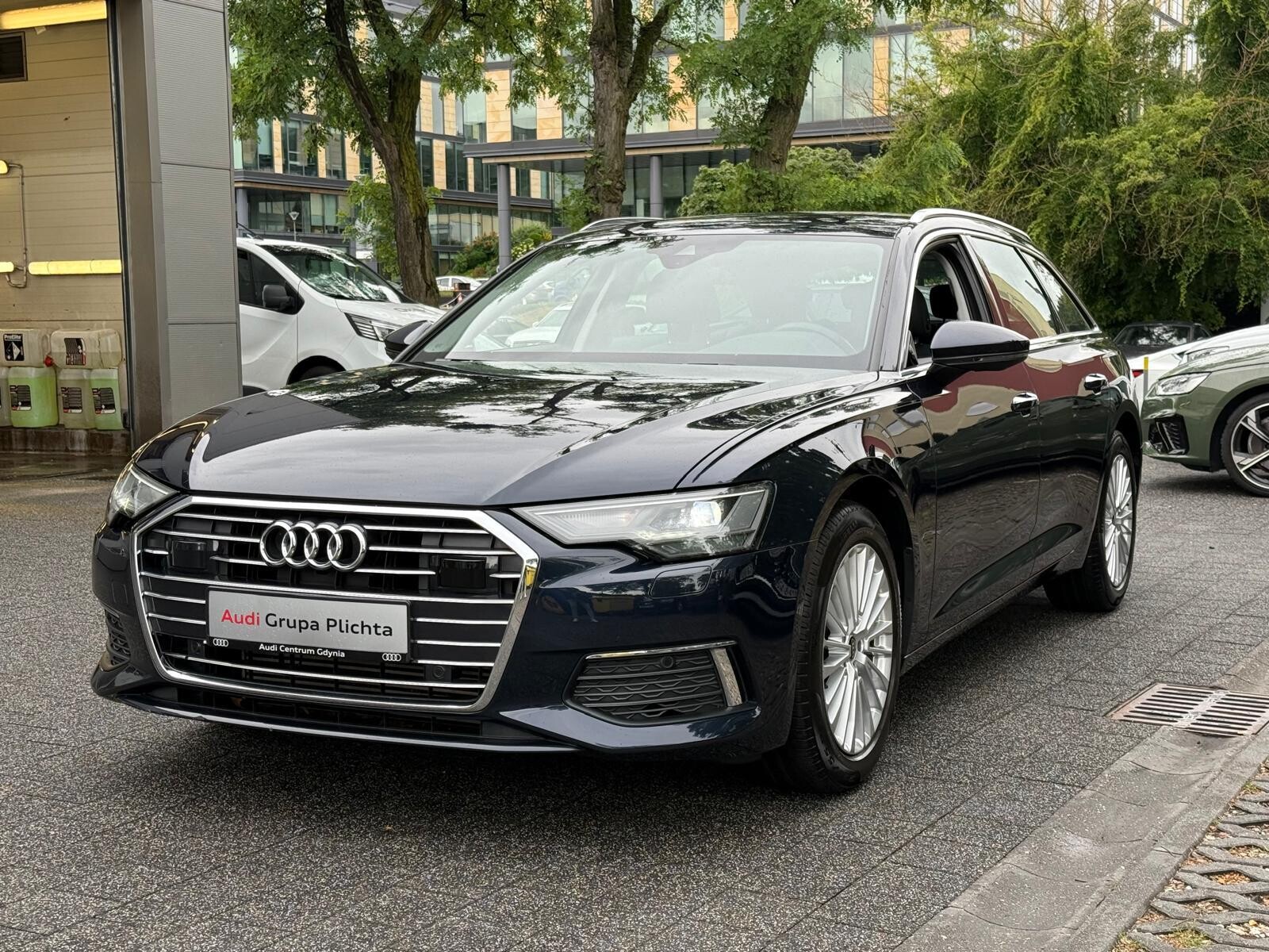 Audi A6 Avant - zdjęcie 9