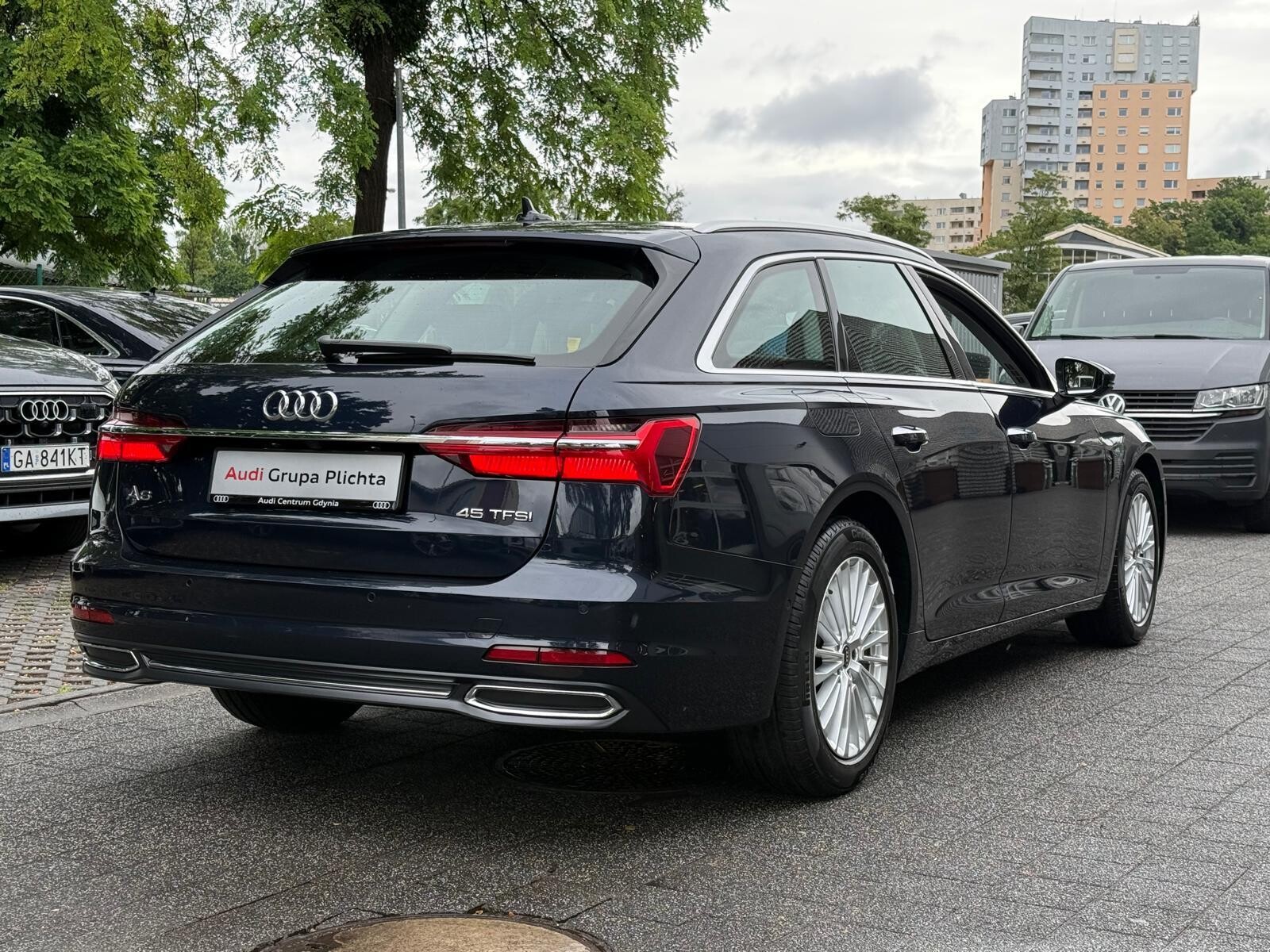 Audi A6 Avant - zdjęcie 11