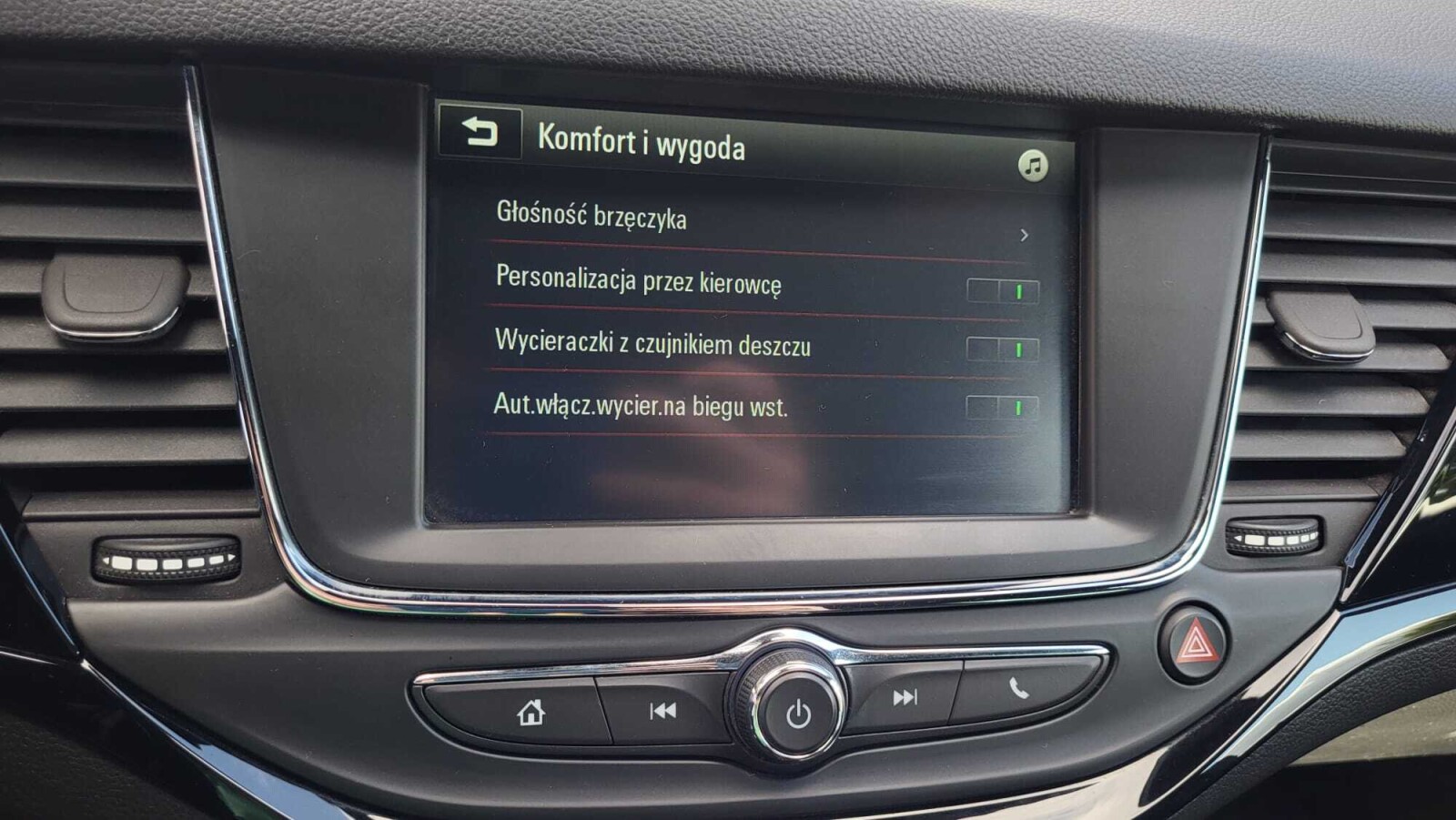 Opel Astra - zdjęcie 26