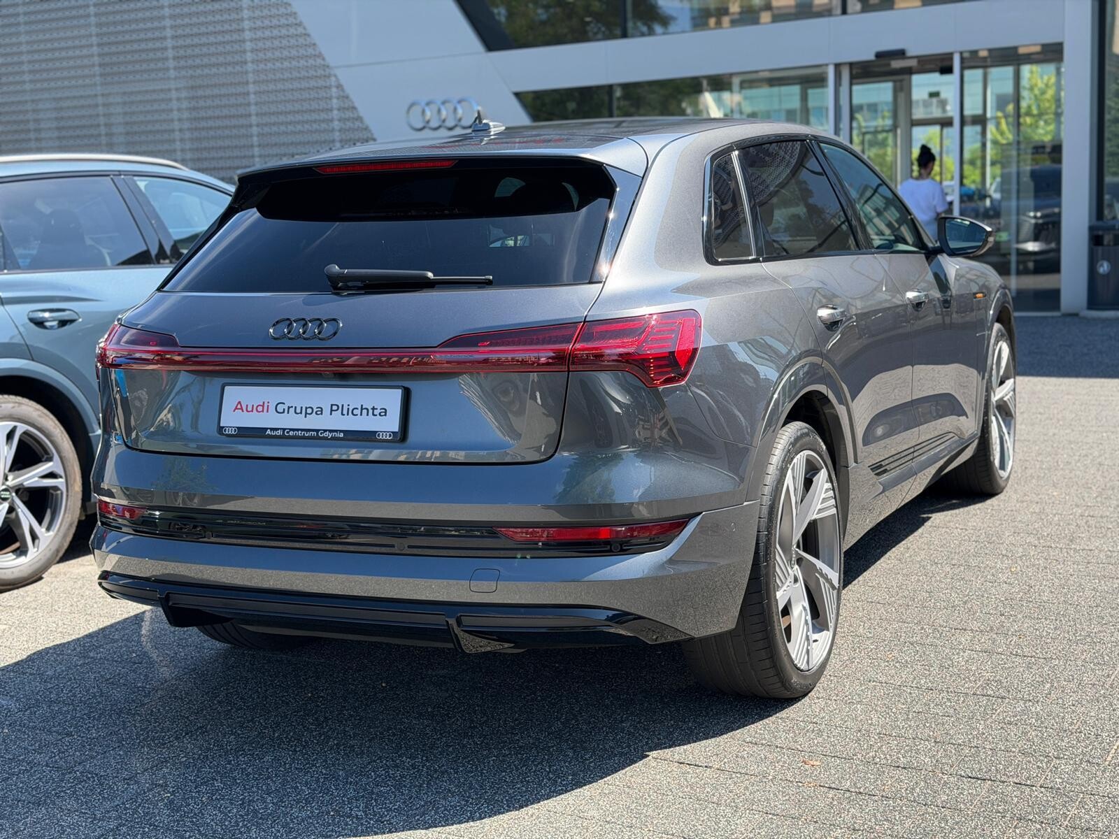 Audi e-tron - zdjęcie 12