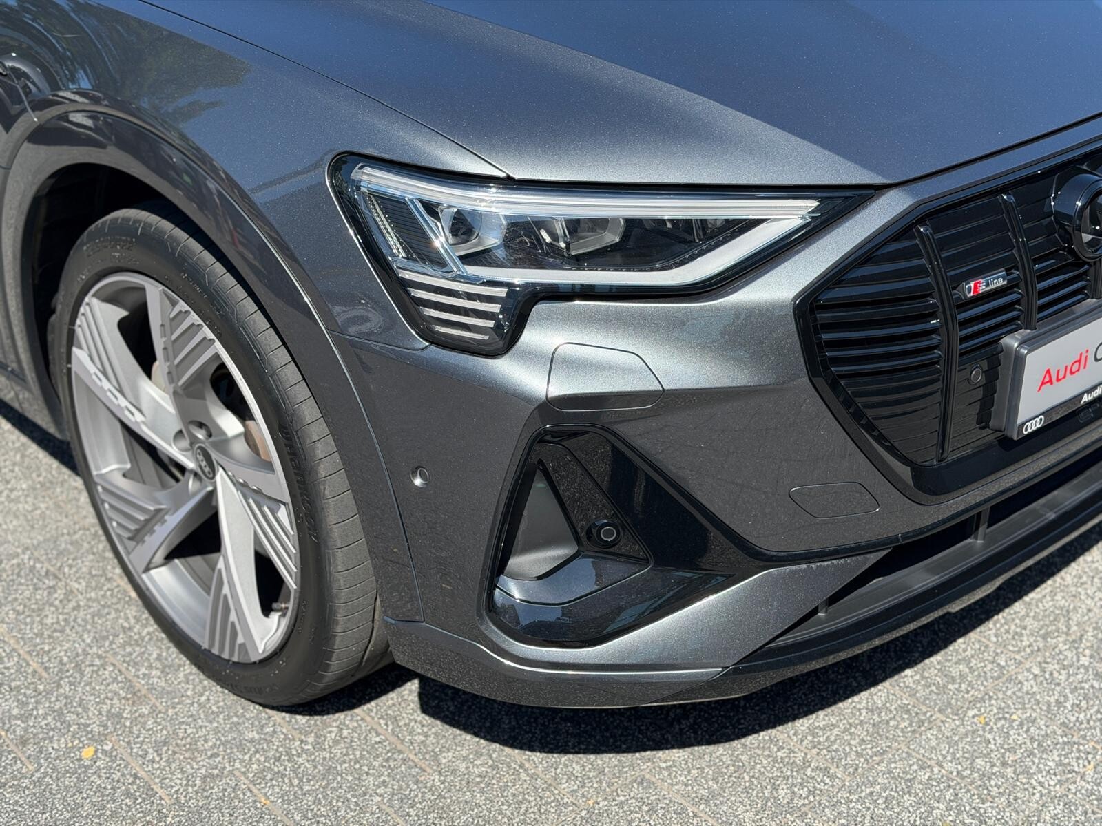Audi e-tron - zdjęcie 9