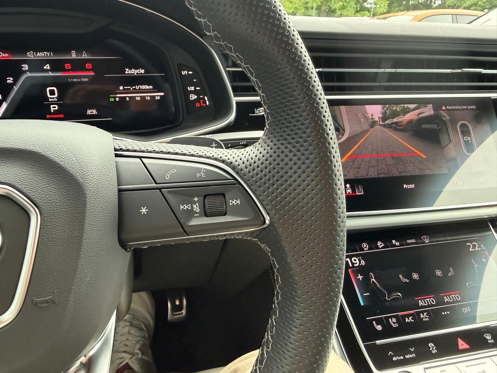 Audi Q8 - zdjęcie 32