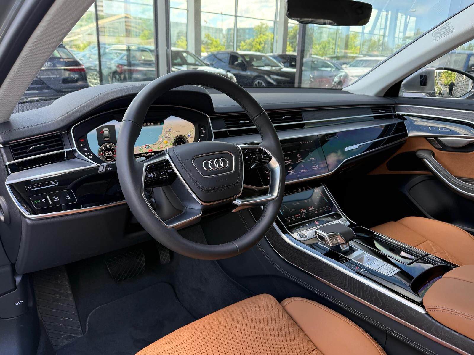 Audi A8 - zdjęcie 15