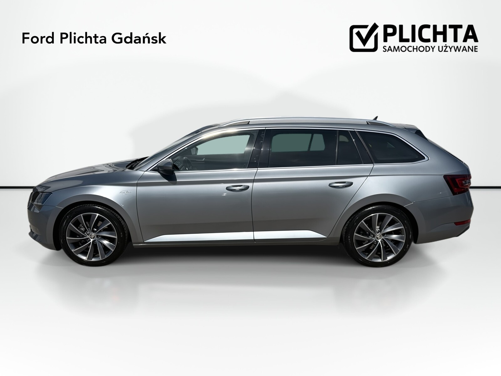 Škoda Superb Combi - zdjęcie 8