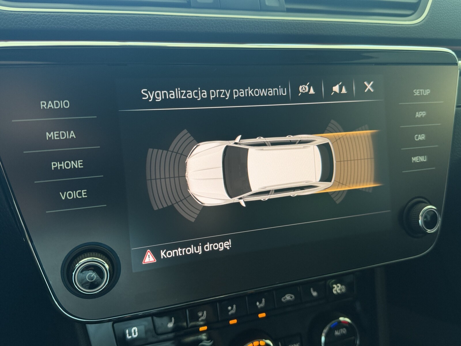 Škoda Superb Combi - zdjęcie 33