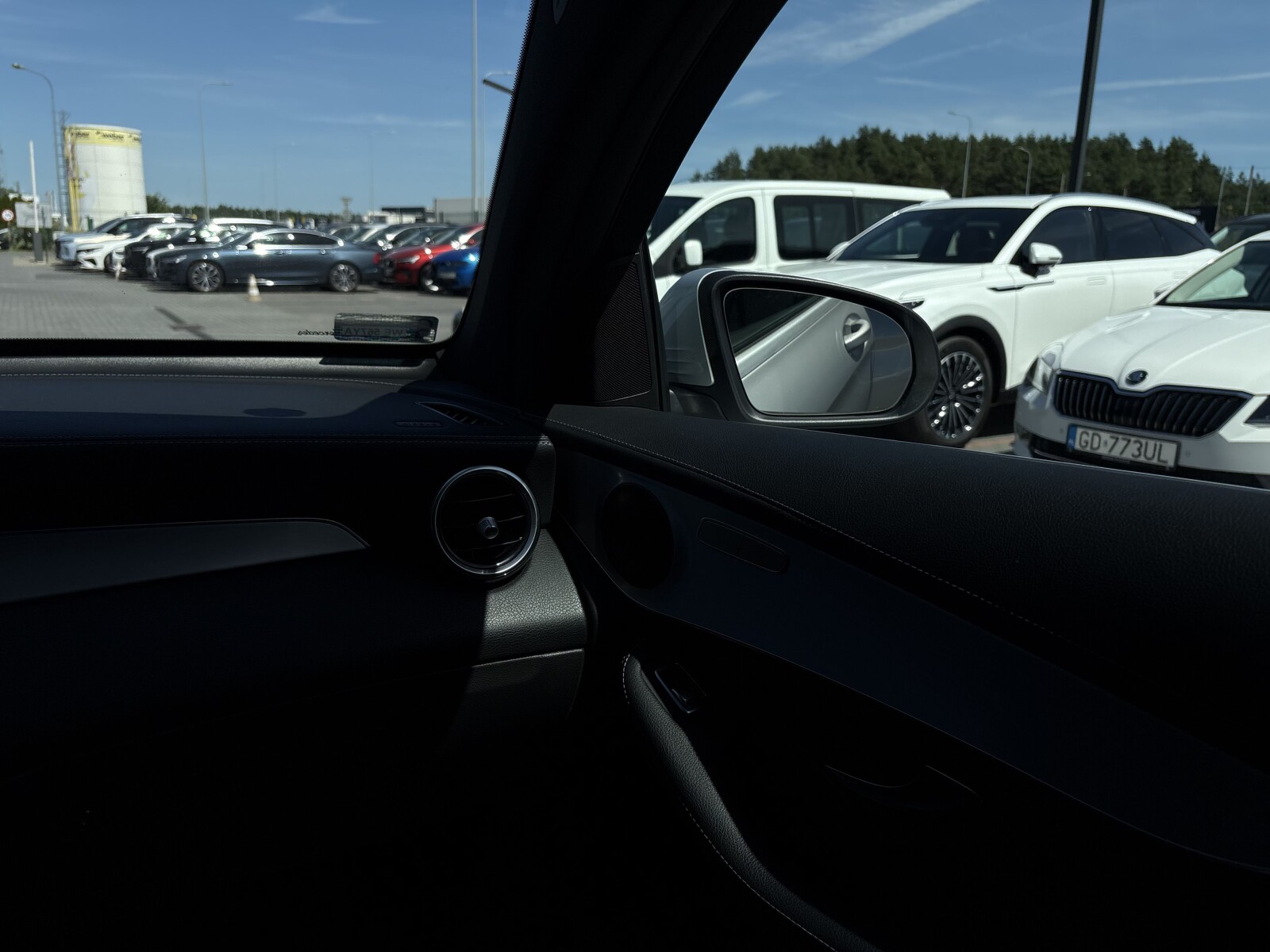 Mercedes-Benz GLC 200 - zdjęcie 14