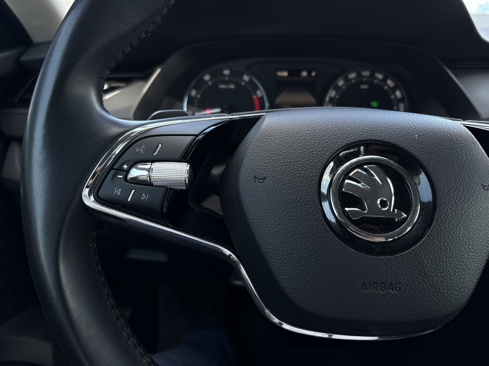 Škoda Octavia - zdjęcie 17