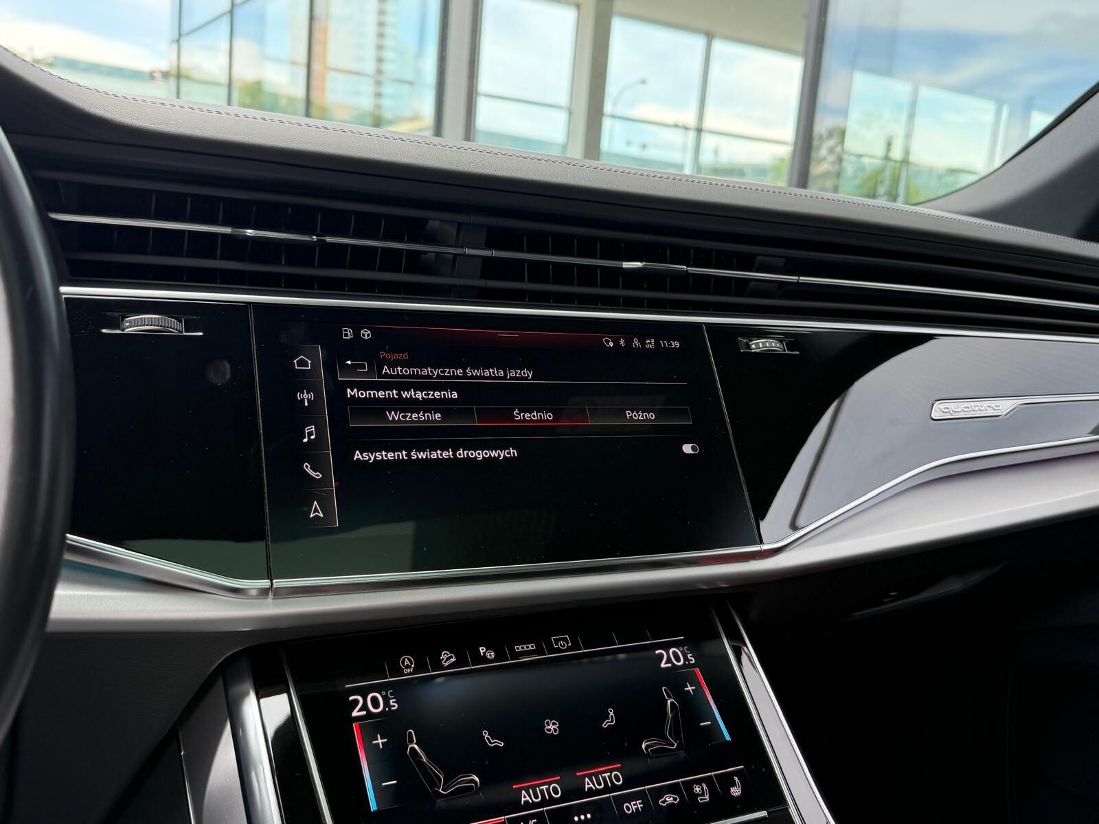 Audi Q8 - zdjęcie 37