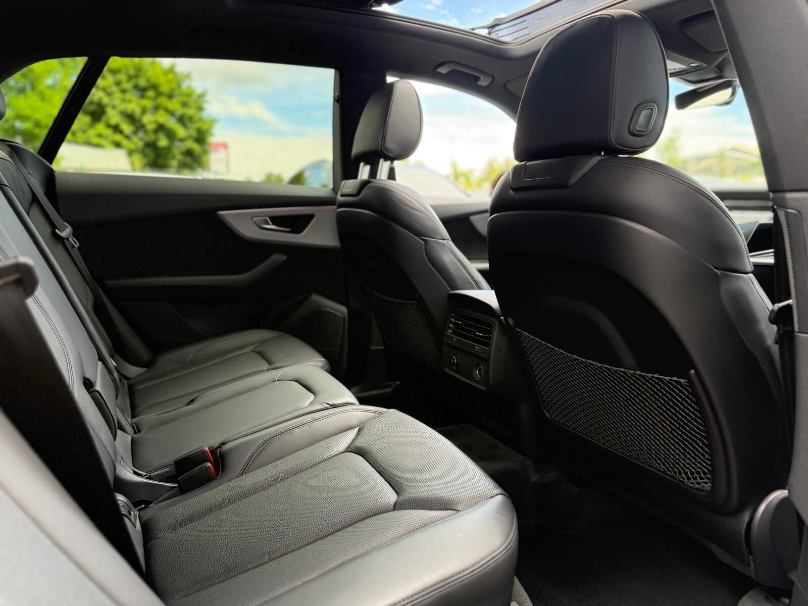 Audi Q8 - zdjęcie 22