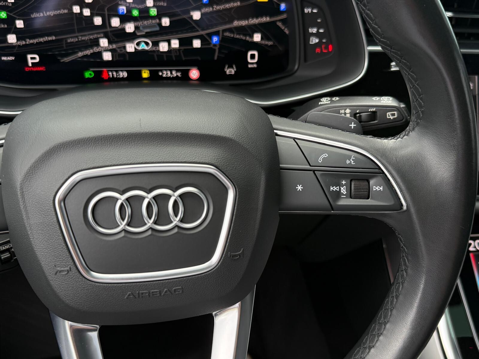 Audi Q8 - zdjęcie 29