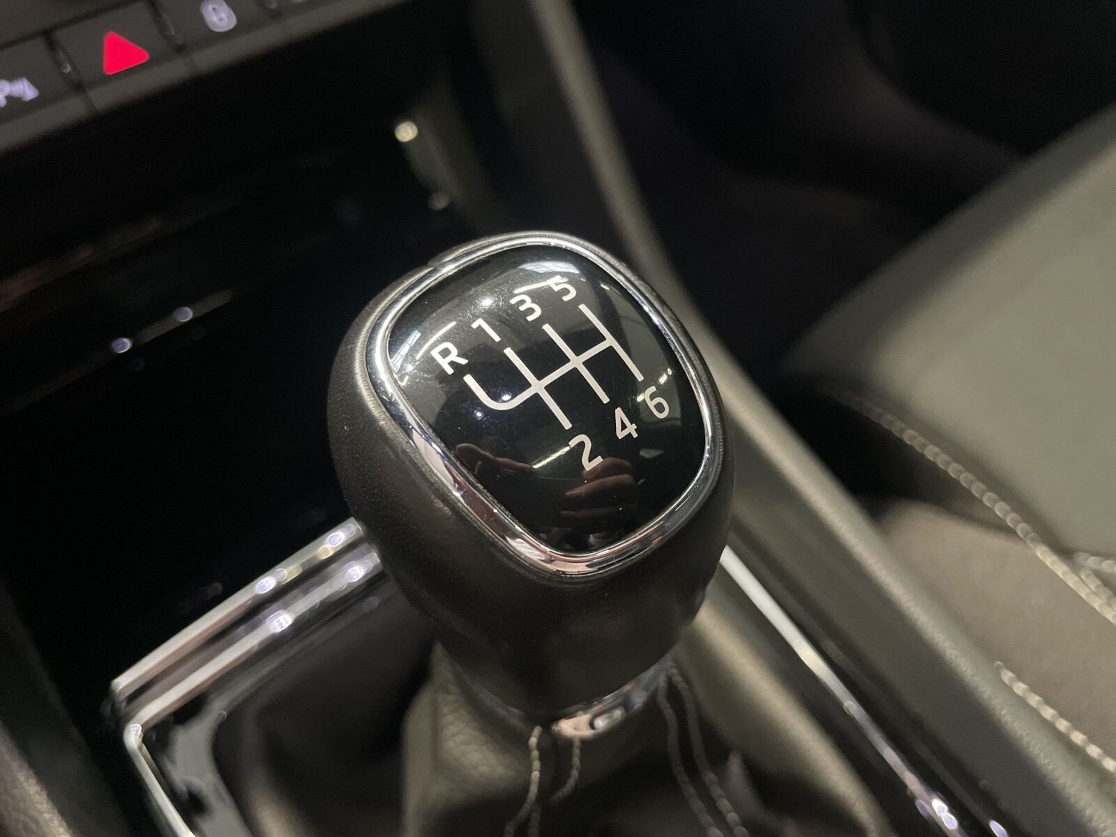 Škoda Karoq - zdjęcie 15
