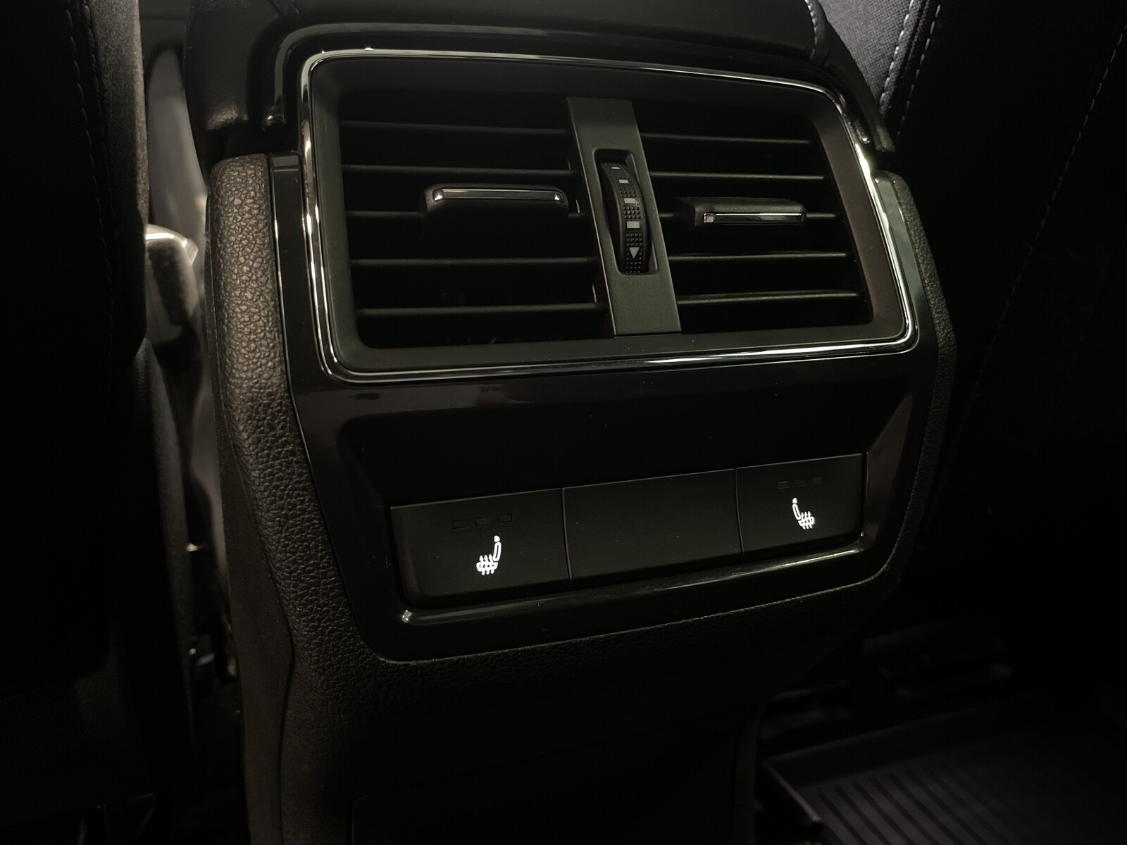Škoda Karoq - zdjęcie 33