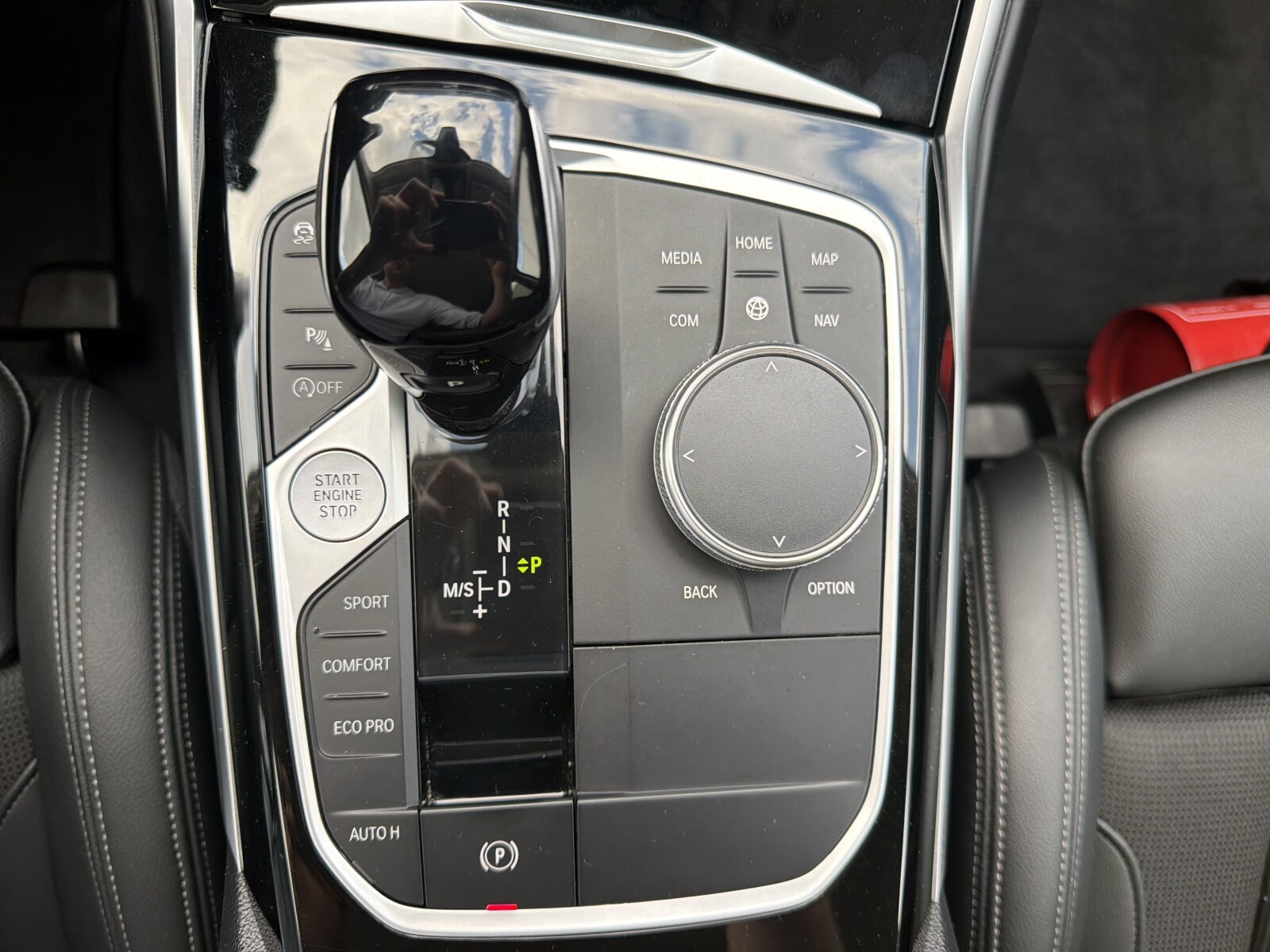 BMW 318i - zdjęcie 25