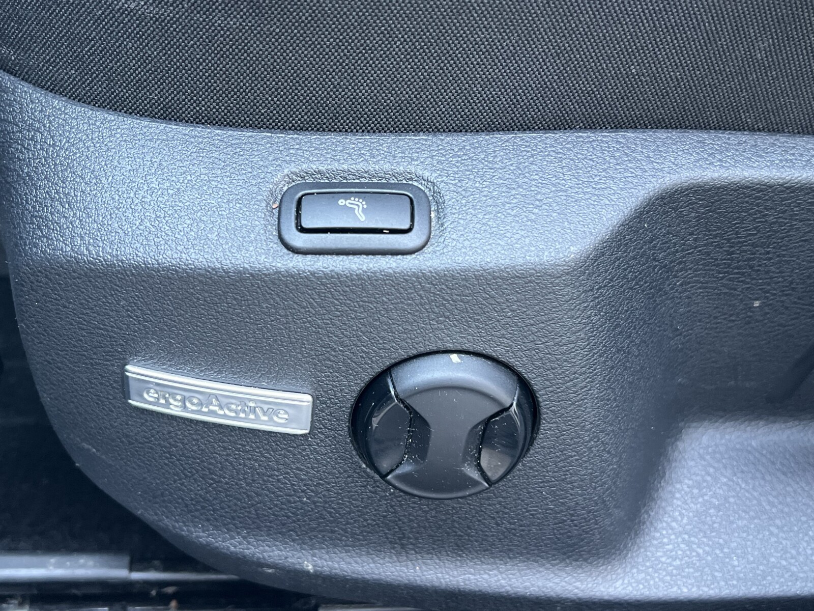 Volkswagen Golf - zdjęcie 24