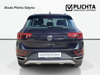 IQ. LIGHT, Kamera, ACC, Martwe Pole, CarPlay, Keyless, Gwarancja