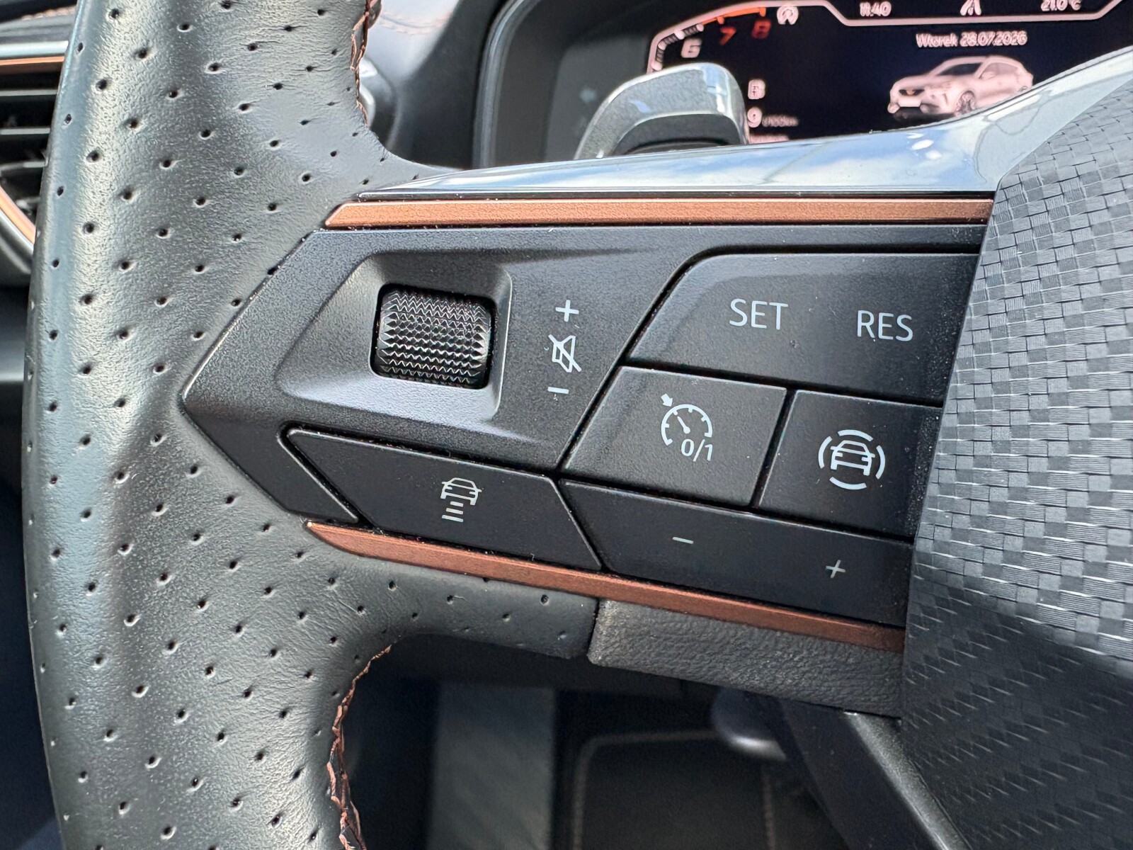 Cupra Formentor - zdjęcie 24