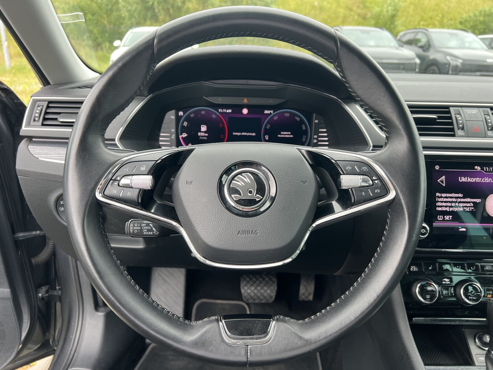 Škoda Superb Combi - zdjęcie 23
